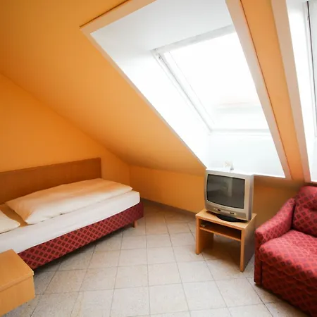מלון Ferchenhof 3*