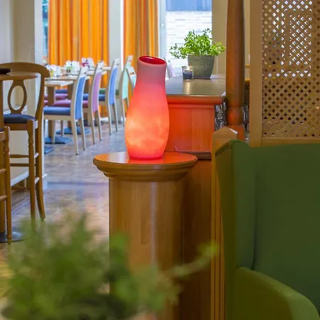 Hotel Park By Radisson Frankfurter Ring 3*