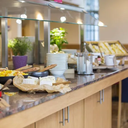 Hotel Ana Living By Arthotel Ana 3*
