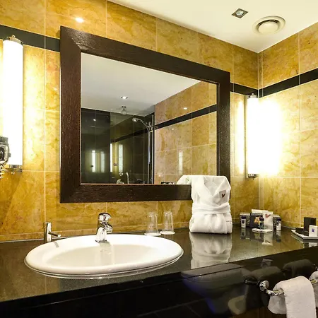 Ambiance Rivoli Hotel