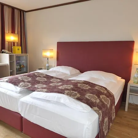 Ambassador Parkhotel 3* Múnich