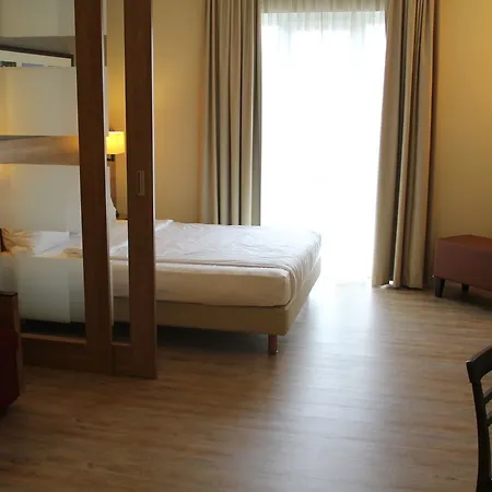 Citadines Arnulfpark Hotel apartamentowy 4*