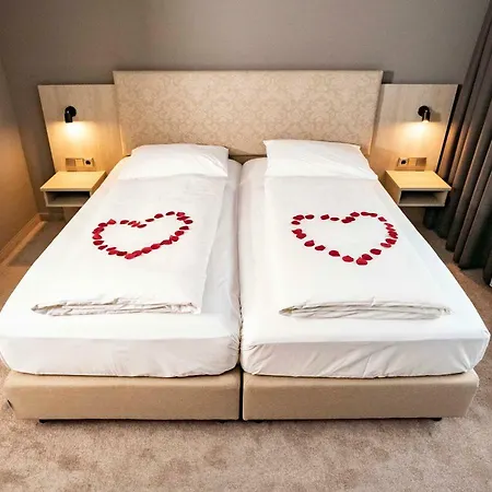 Отель Awa 4*