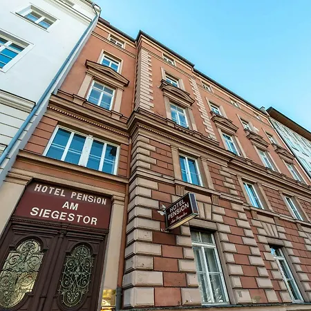Hotel-pension Am Siegestor 3*