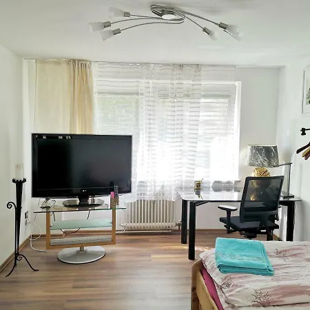 Near Underground Station Apartment *