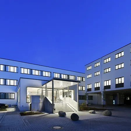 Wyndham Garden Messe Hotel Munich