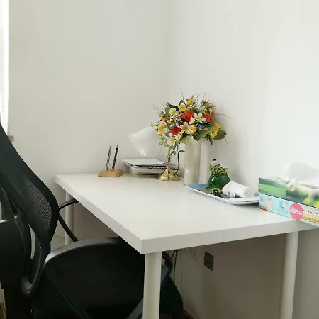 Apartment Near Underground Station