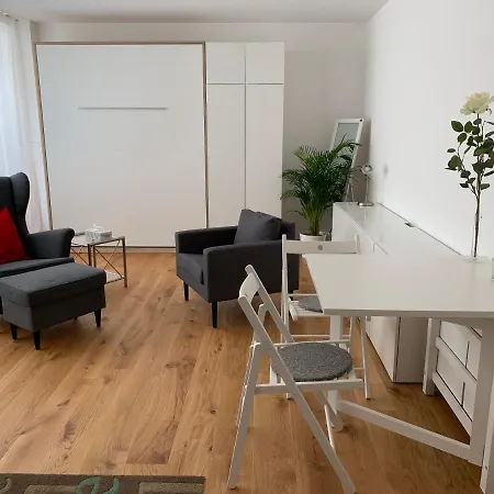 Apartment Modernes Studio Zentral In Gelegen
