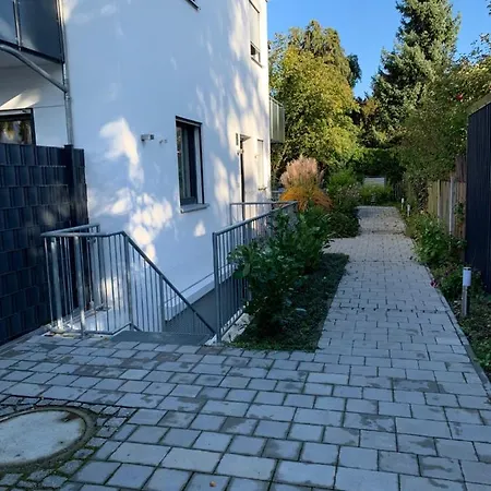 Modernes Studio Zentral In Gelegen Apartment Munich