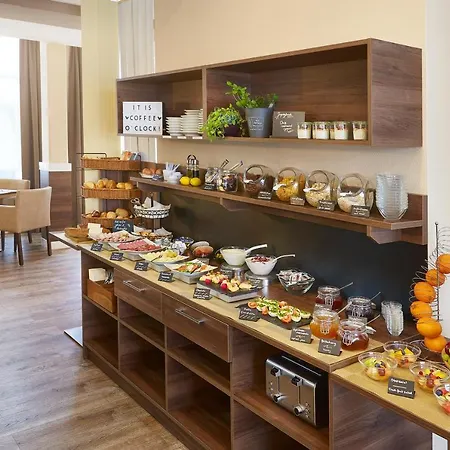 Empress Boutique Hotel 3* Munich