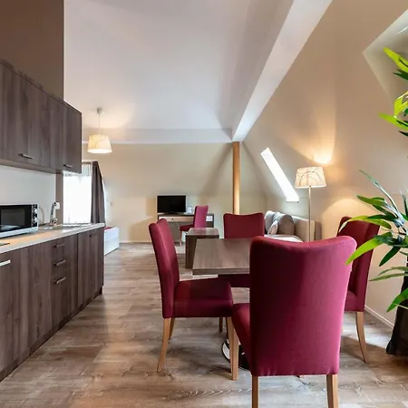 Empress Boutique Hotel 3* Munich