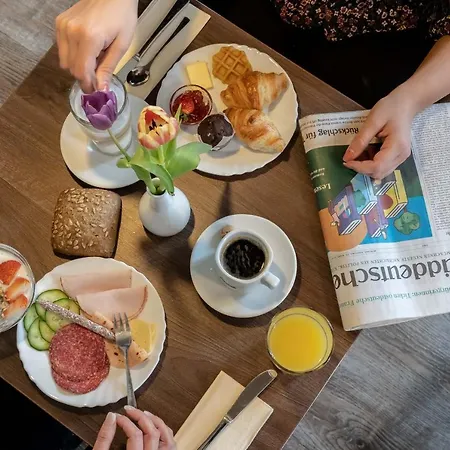Hotel Empress Boutique Hotel 3*