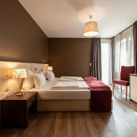 Hotel Empress Boutique Hotel 3*