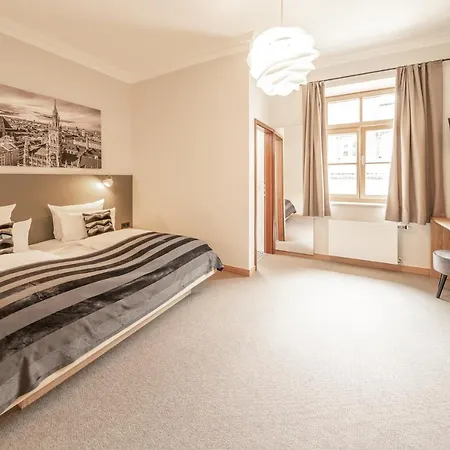 Hotel Am Markt 3*