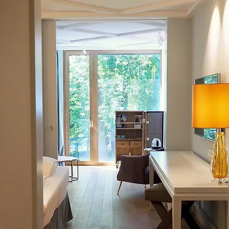 Jugend- Und Augustin Hotel Munich