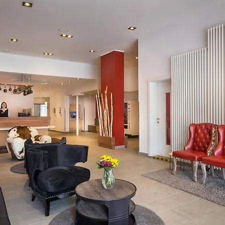 Sure By Western Hauptbahnhof 3* מינכן