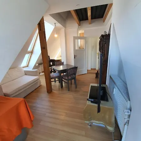 Apartment Idyllische Penthouse-wohnung In Super Lage Munich