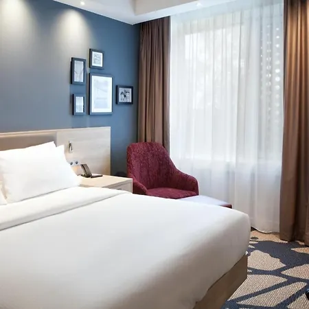 Hampton By Hilton Center East Munich