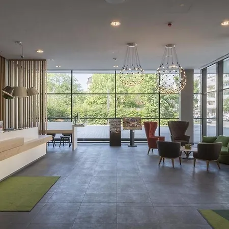 - Westpark By Ihg מלון
