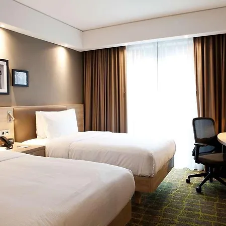 Hampton By Hilton Center East 3* München