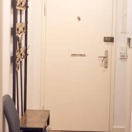 Cozy Flat In Schwabing Munich