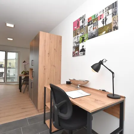 Boardinghouse Henschelstrasse Aparthotel