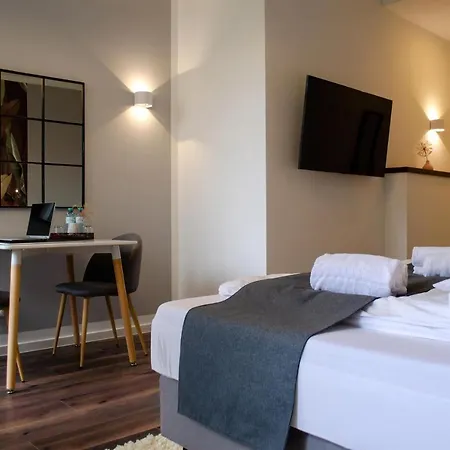 Apartment Homely 7 - Elegant Self-check-in For Urban Travelers