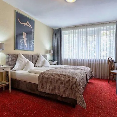 Nymphenburg - 3*