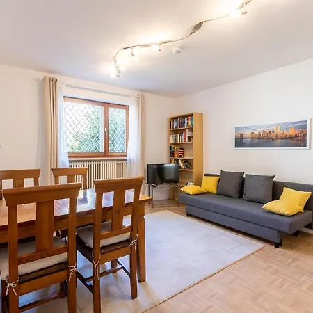 Serviced Messe Guest house