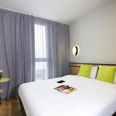 Adagio Access Olympiapark Aparthotel 3*