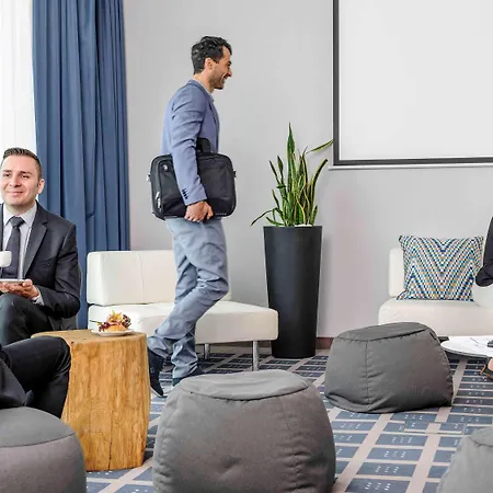 מלון Novotel Messe 4*