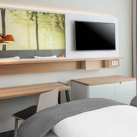 - Leuchtenbergring By Ihg 4* Munich