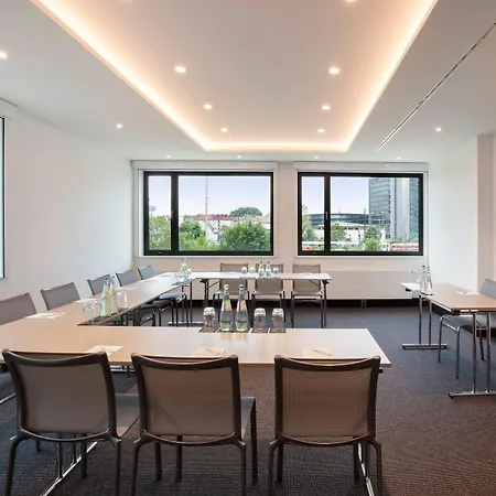 - Leuchtenbergring By Ihg Hotel Munich