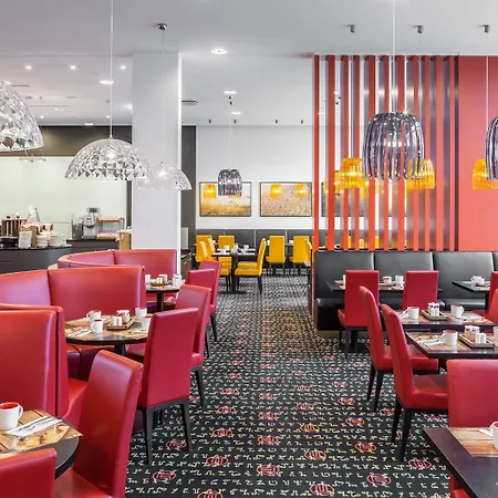 - Westpark By Ihg מלון 4*
