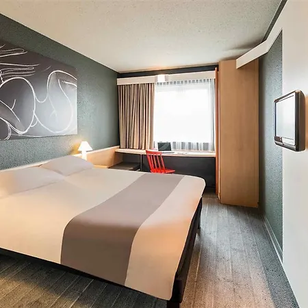 Ibis Parkstadt Schwabing Monaco di Baviera