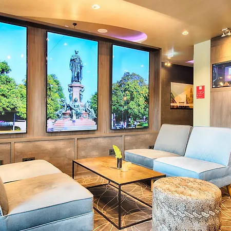 Leonardo East Hotel 4*