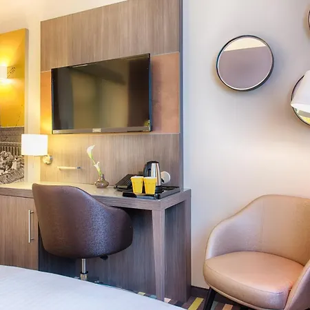 Leonardo East 4* München