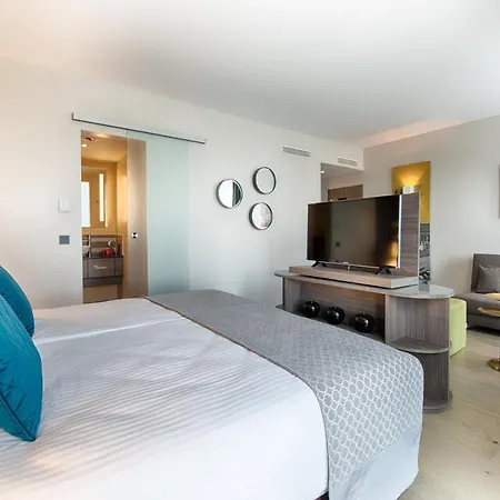 Hotel Leonardo East