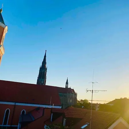 Ruheoase Im Herzen Von Munich