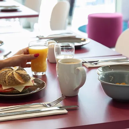 Ibis Styles Perlach ホテル