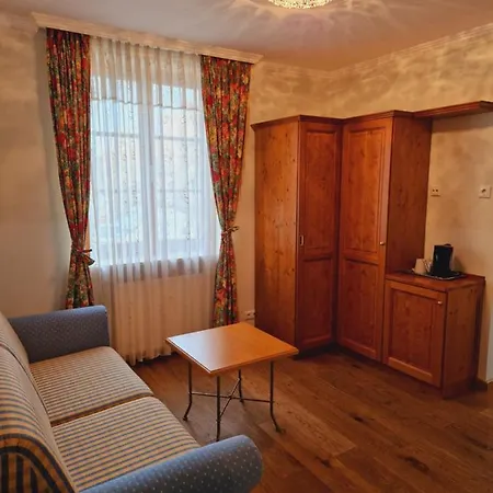 Landgasthof Deutsche Eiche 3* Munich
