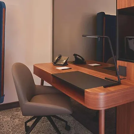 Hotel Hyperion