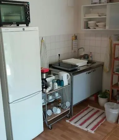 1 With 2rooms In Apartment *