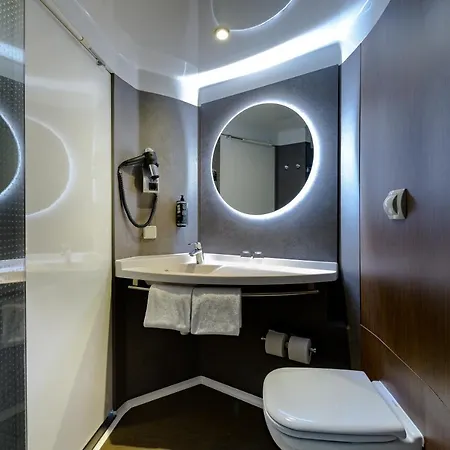 Ibis Parkstadt Schwabing 3*