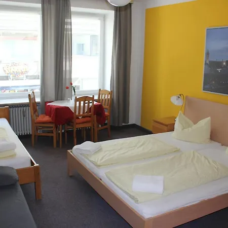 Am Hauptbahnhof Pensionat München