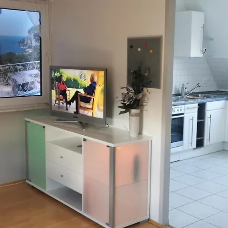 Grosszuegige Sehr Ruhig Apartment