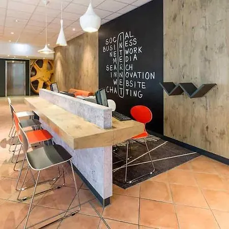 Hotel Novotel Parkstadt Schwabing 4*