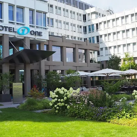 One Muenchen-campus Hotel 3*