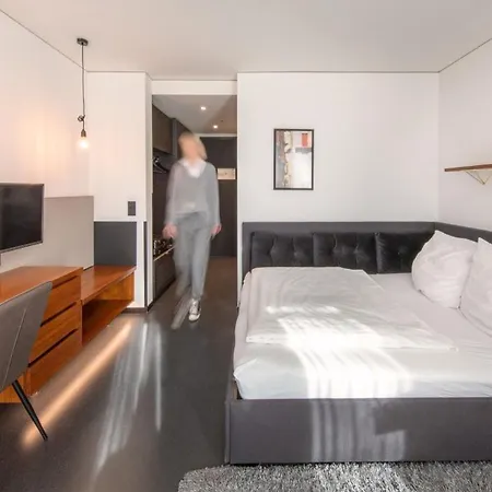 Brera Serviced Schwabing Aparthotel Munich