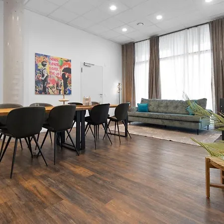 Flatista Homes - Aubing Apartment